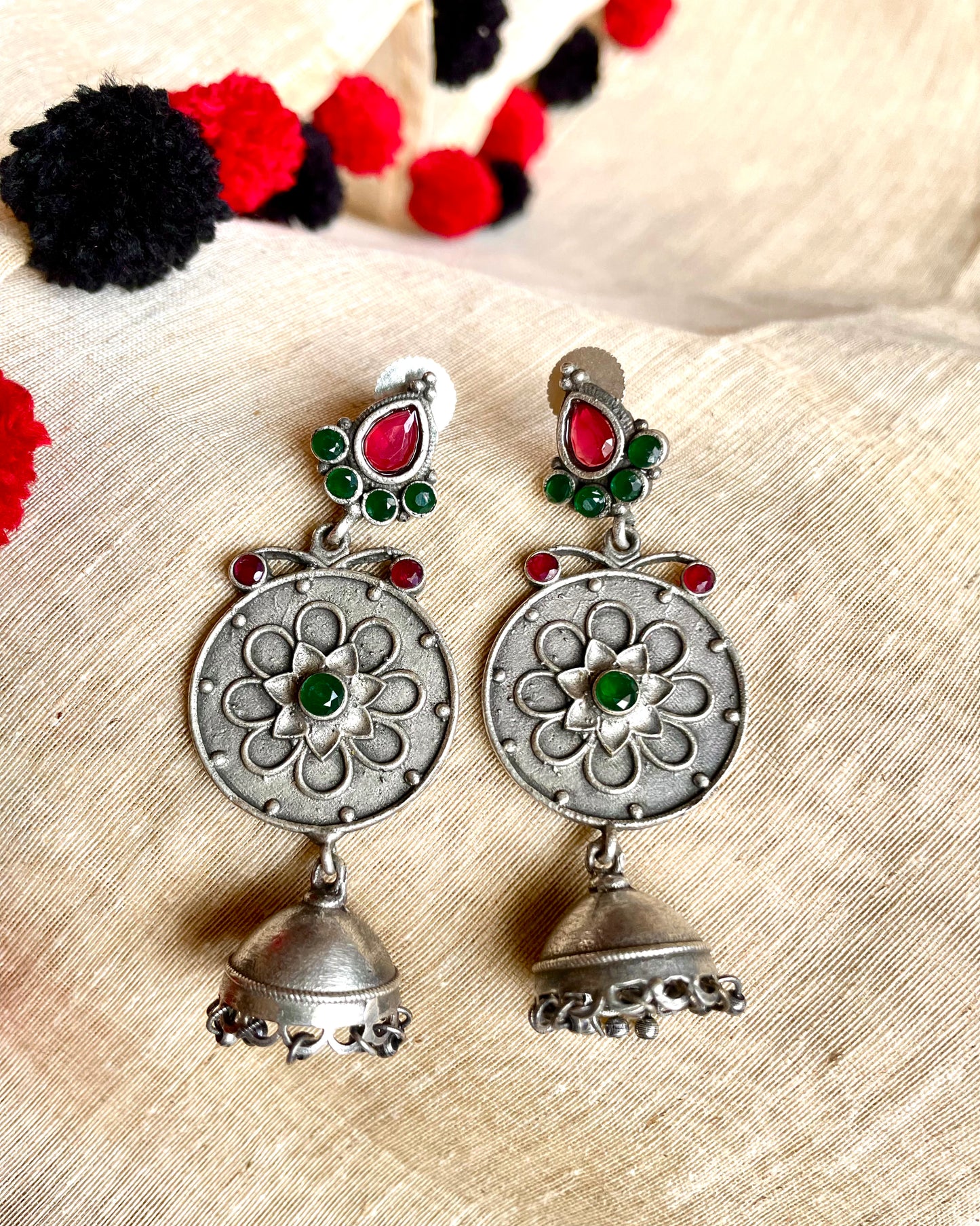 Arinakshi Stud Earrings