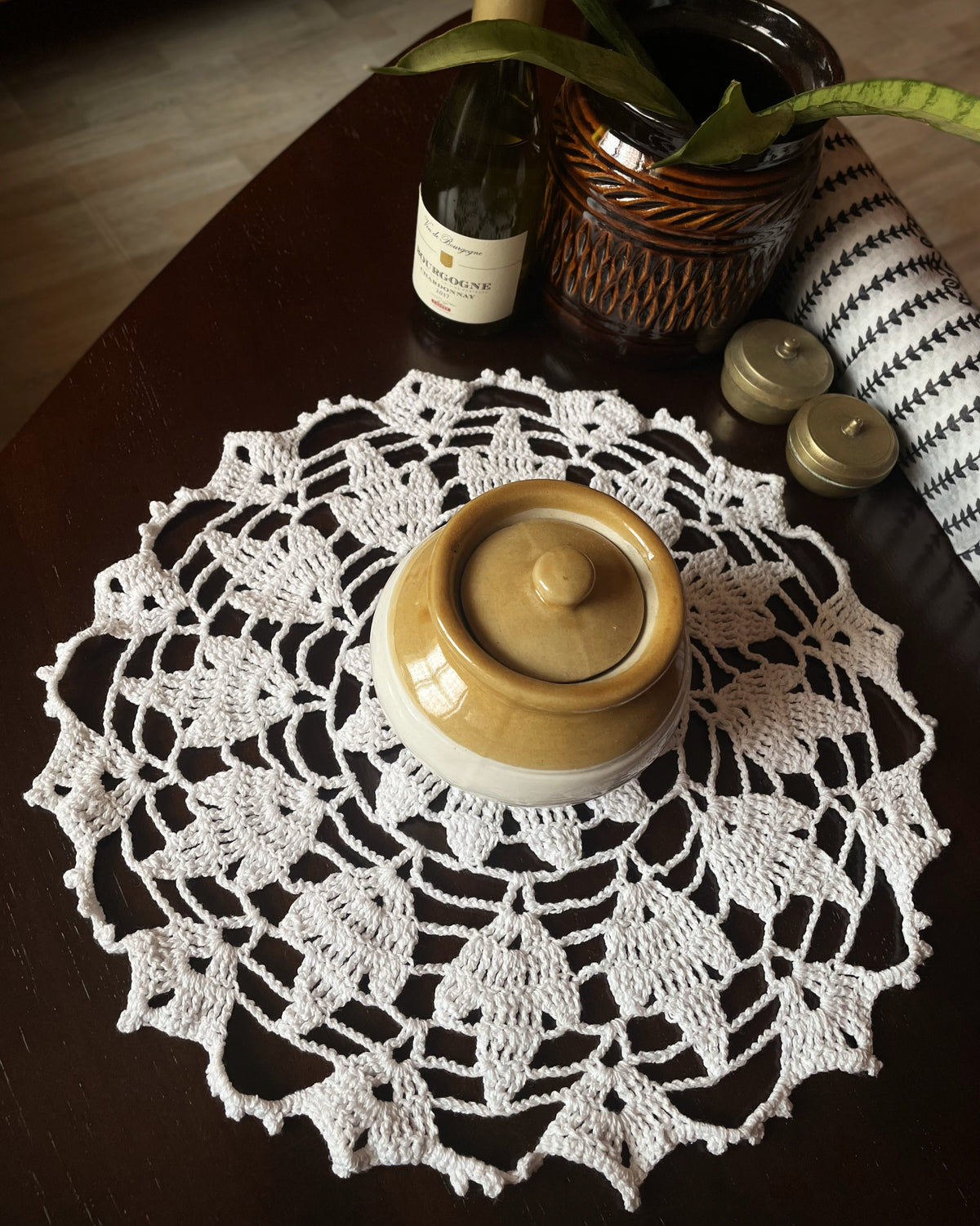 Pure White Taarang Woven Crochet Placement Mat