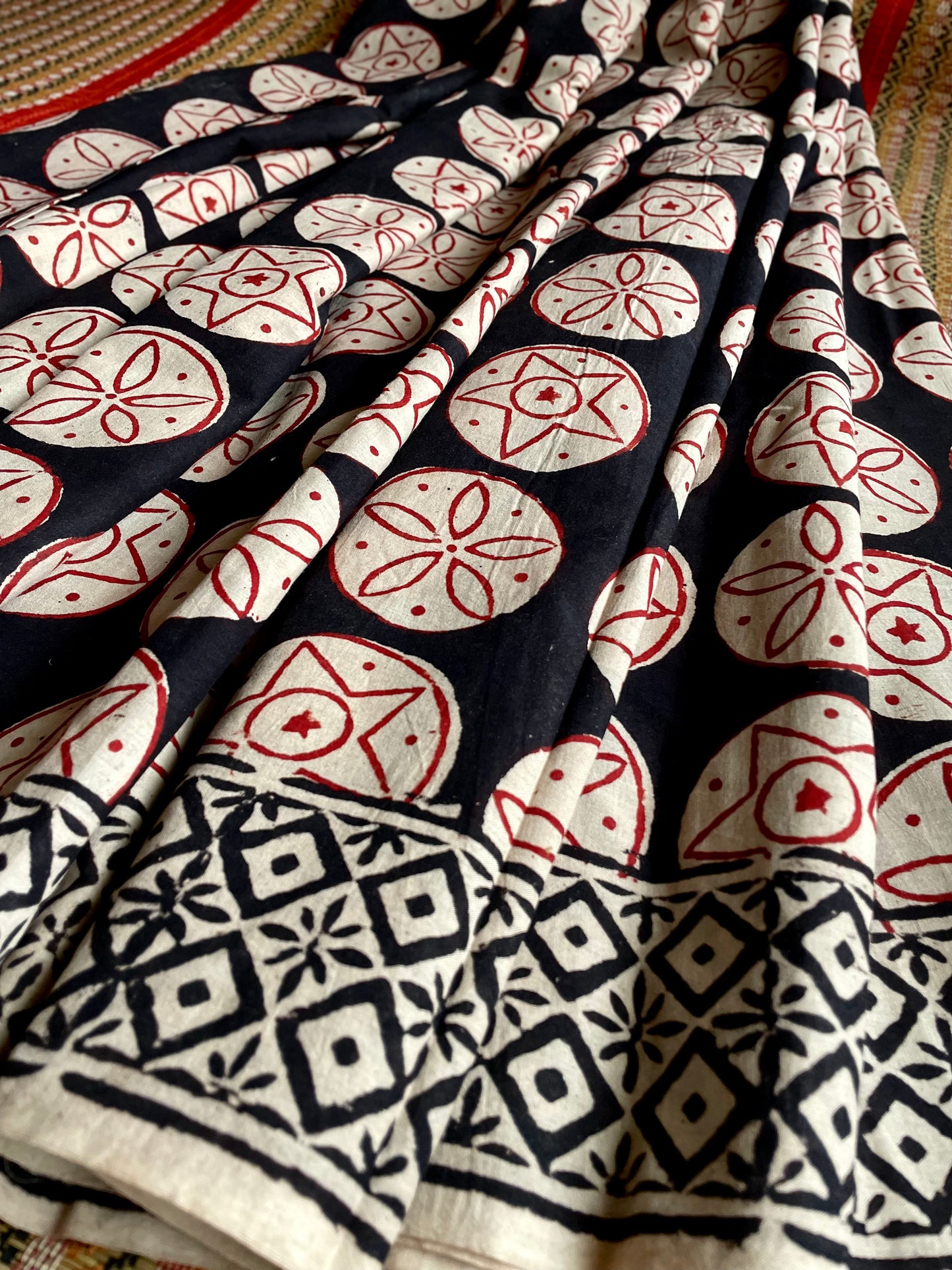 TARA | Pure Hand-block Printed Mul Cotton Saree