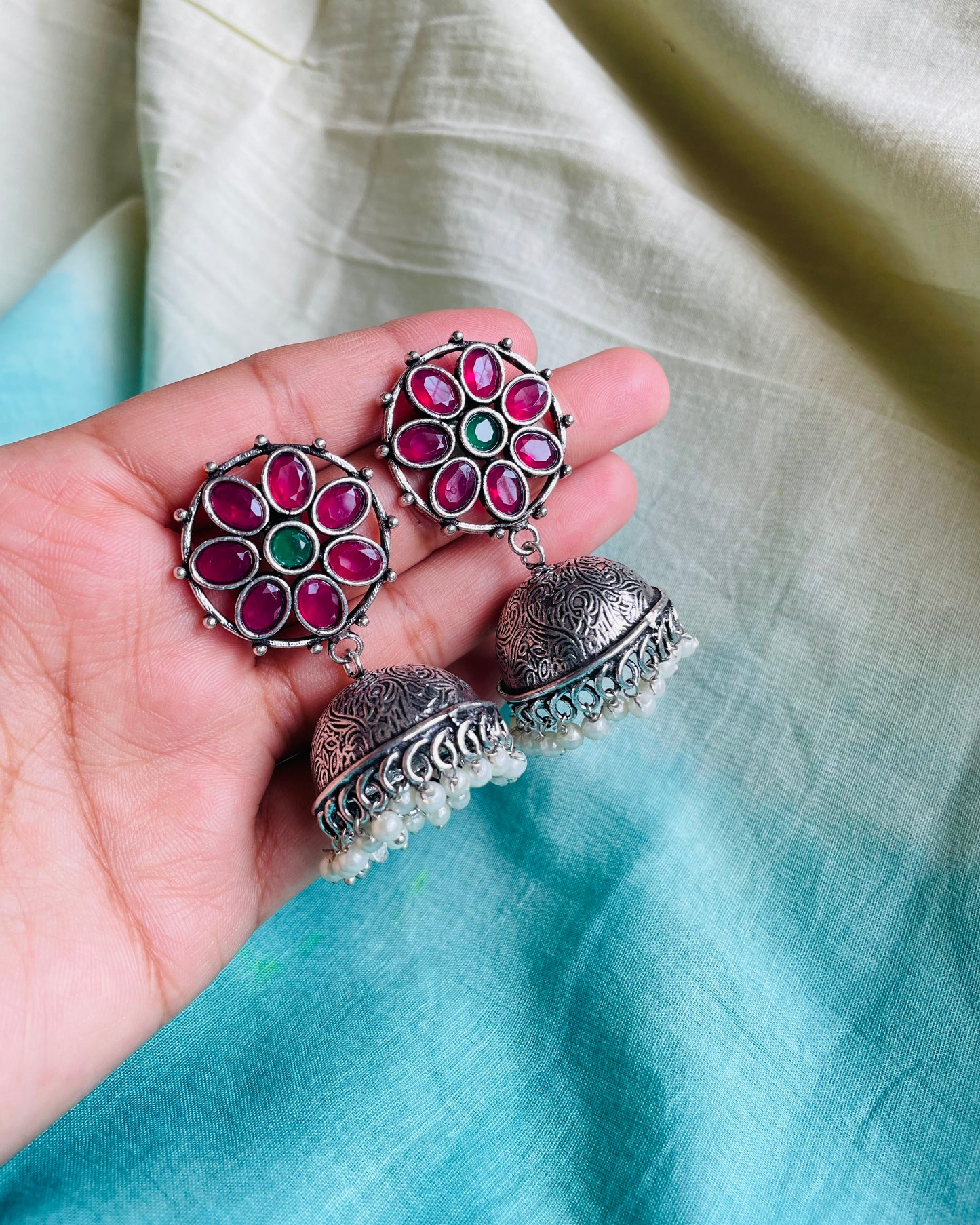 Chitrangi Multicolour Kemp Stone Jhumkas