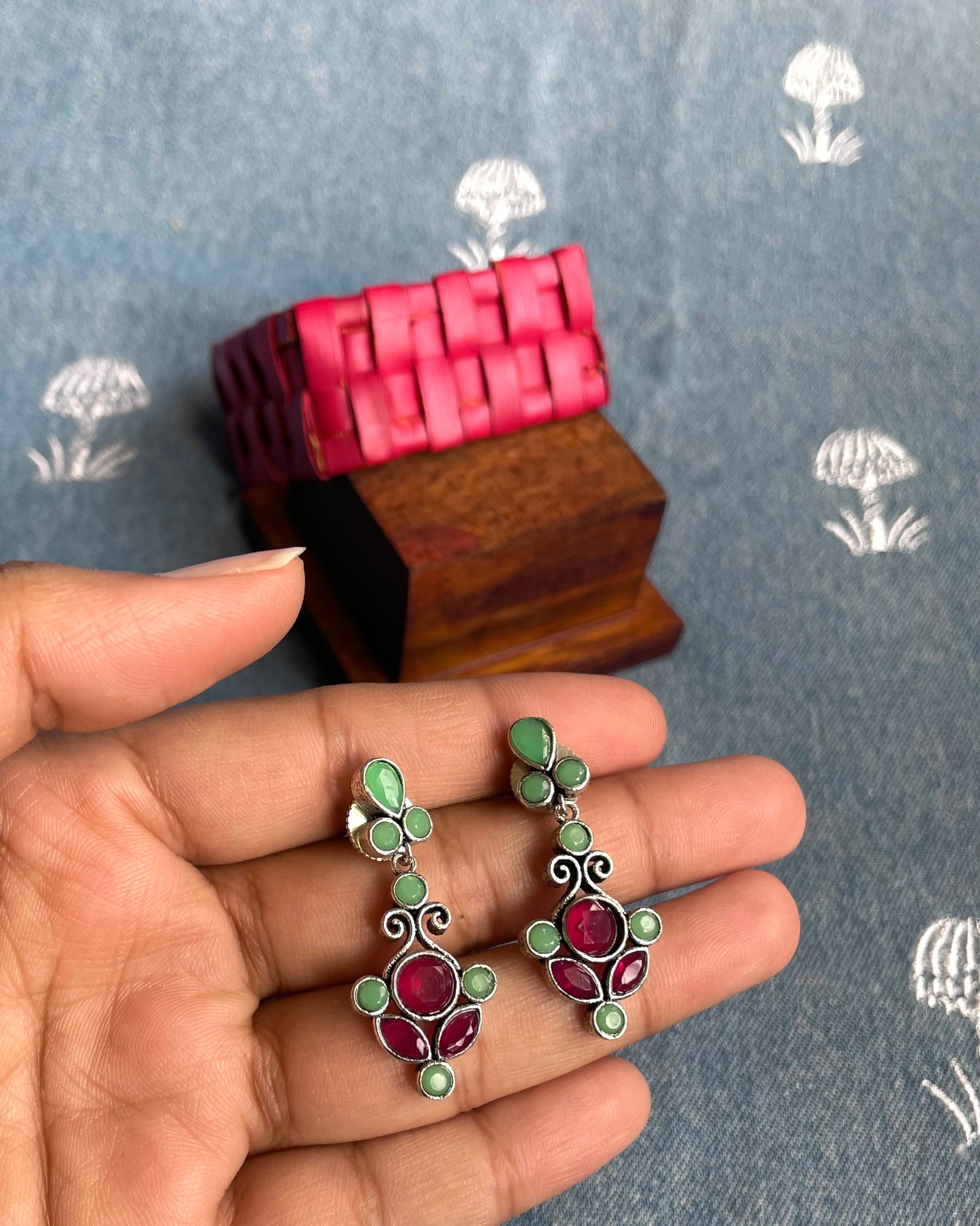 Nilaa Stud Earrings