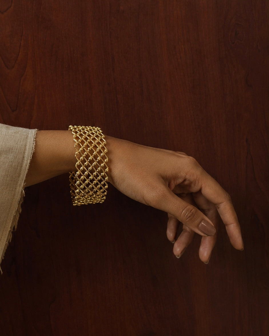 Jaali Vala | Gold Plated Antique Single Bangle | Size 2.6 | Onam'26