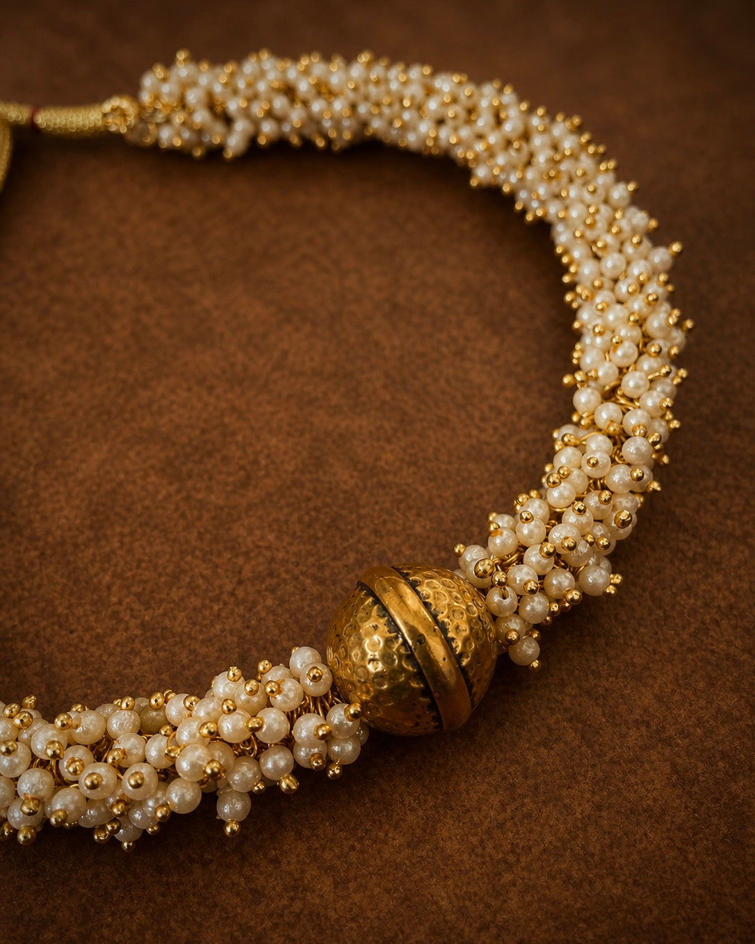Cluster Pearl x Golden Orb | Contemporary Handcrafted Choker