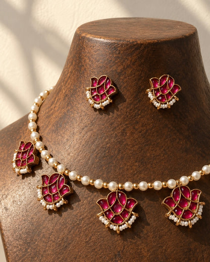 Poongodi | Kemp x Pearl Vintage Necklace Set