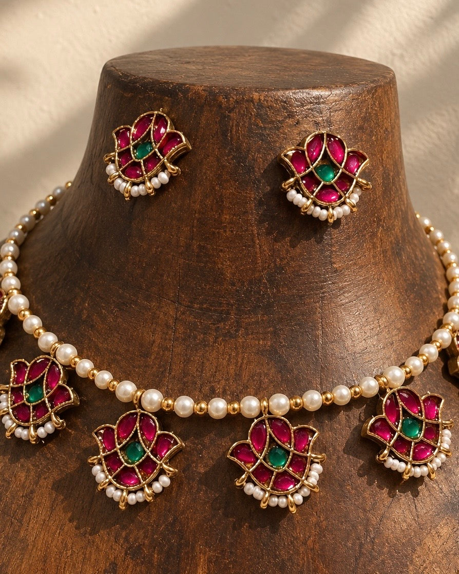 Poongodi | Kemp x Pearl Vintage Necklace Set