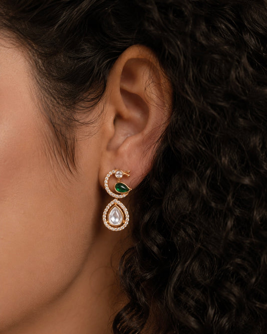 Antique Kundan Gold-Plated Studs | Onam'26 Edit
