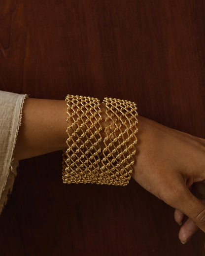 Jaali Vala | Gold Plated Antique Single Bangle | Size 2.6 | Onam'26