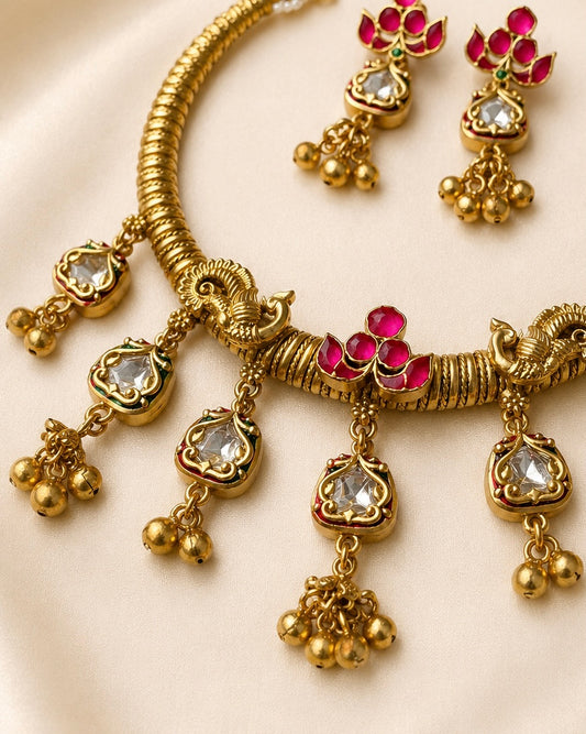 The Rani Padma Hasli | Antique Matte Gold with Kemp & Kundan | Onam’26