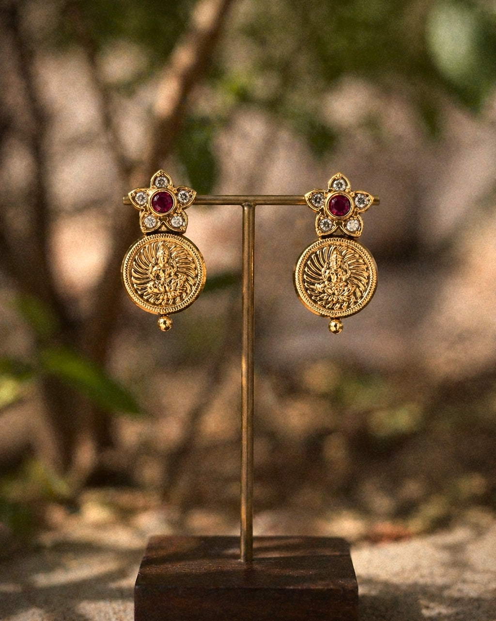Coins of Heritage | Antique Kaashu Maala with Rich Stonework