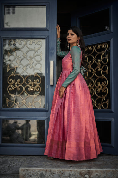 Urvī | Anarkali