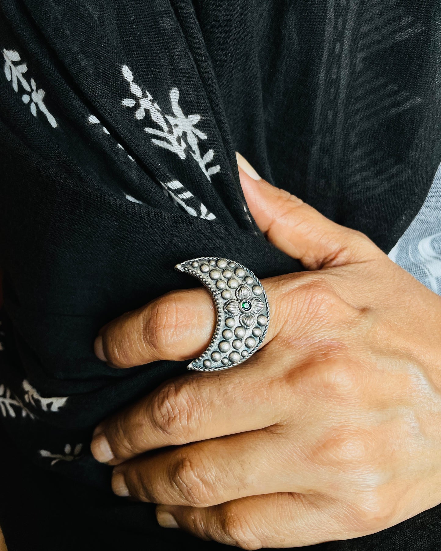 Uru | Silver Plated Oxidised Ring