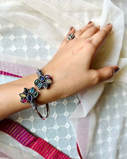 Amṛtā | Oxidised Artisanal Kada | Free Size