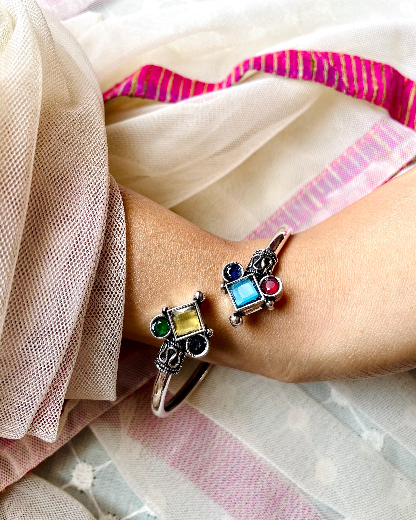 Chārutā | Oxidised Artisanal Kada | Free Size