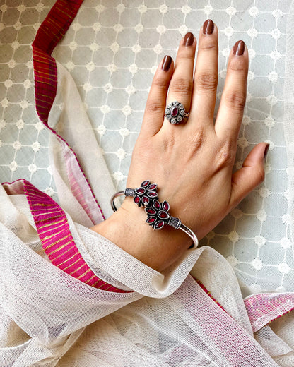 Tārānga | Oxidised Artisanal Kada | Free Size