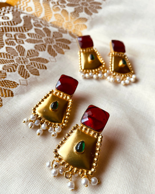 Pallakku | The Palanquin | Statement Studs