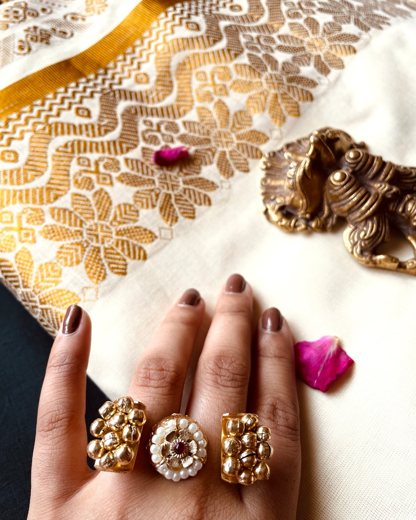 Ona Charthu | Statement Ring