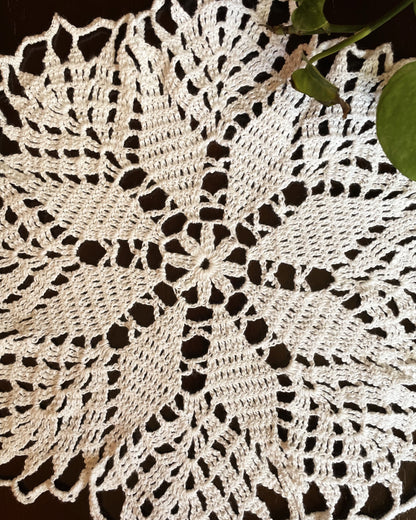 Pure White Vajra Handwoven Crochet Placement Mat