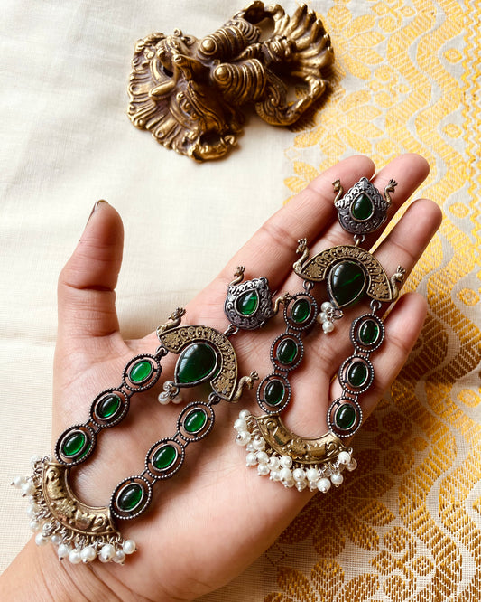 Oonjalaadi | Statement Studs