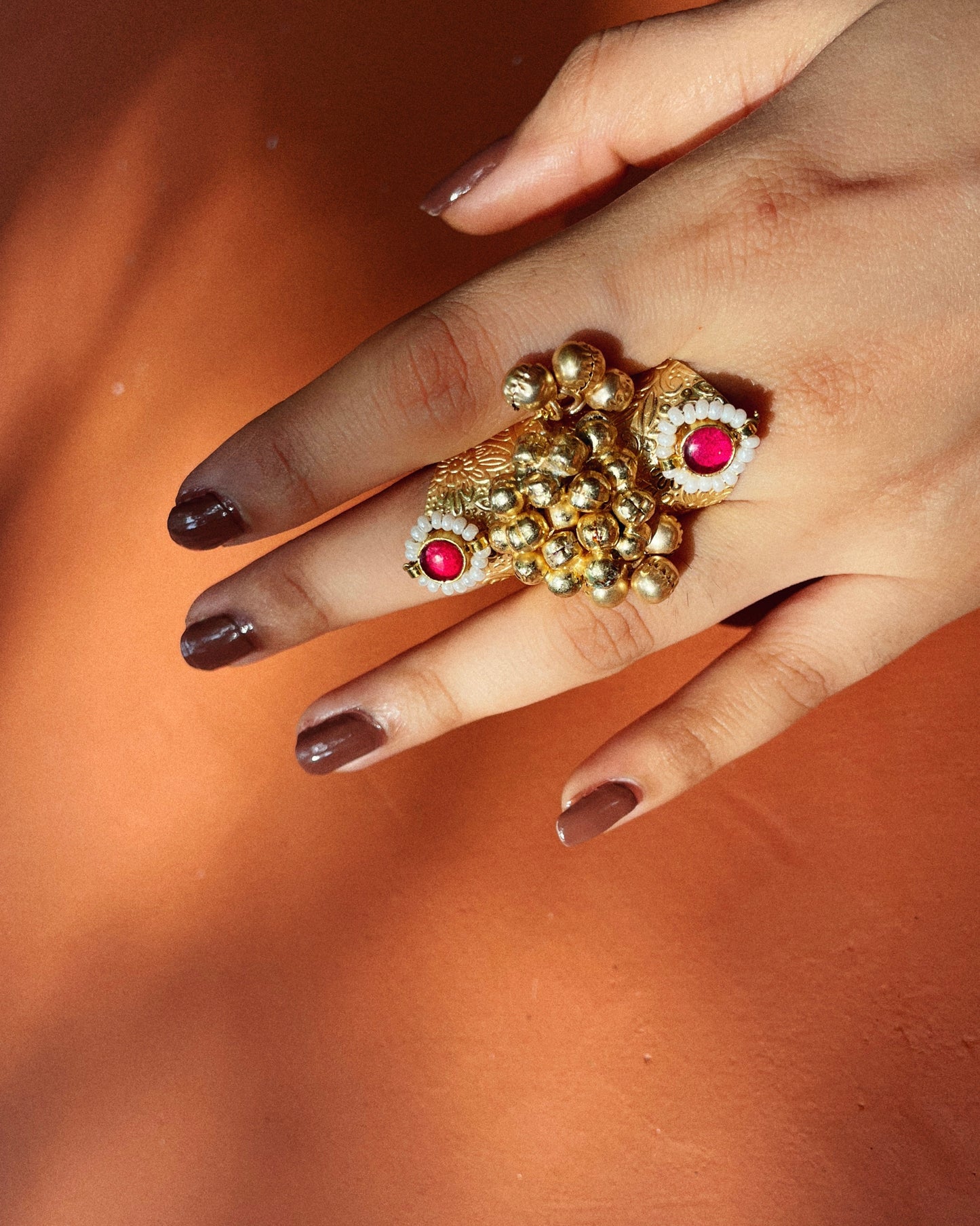 The Royal Rhythm | Statement  | Antiques