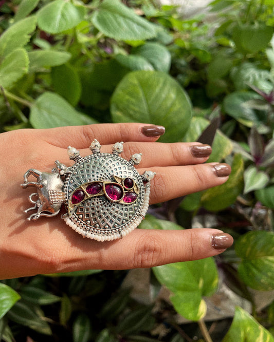 The Bull’s Crown | Statement Ring | Antiques