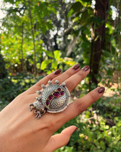 The Bull’s Crown | Statement Ring | Antiques