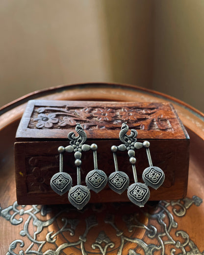 Tvarita Antique Studs