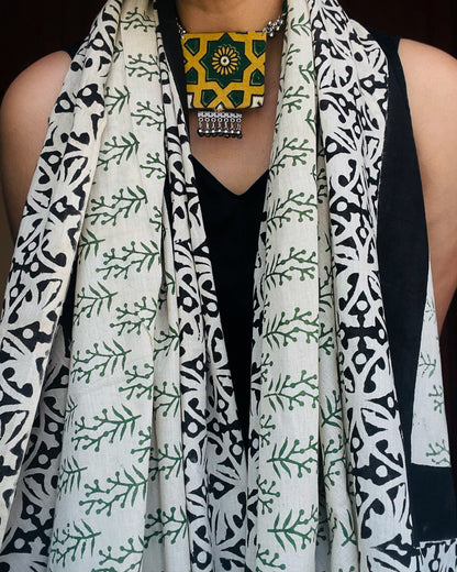 Kala Kaashi | Handblock Printed Dupatta