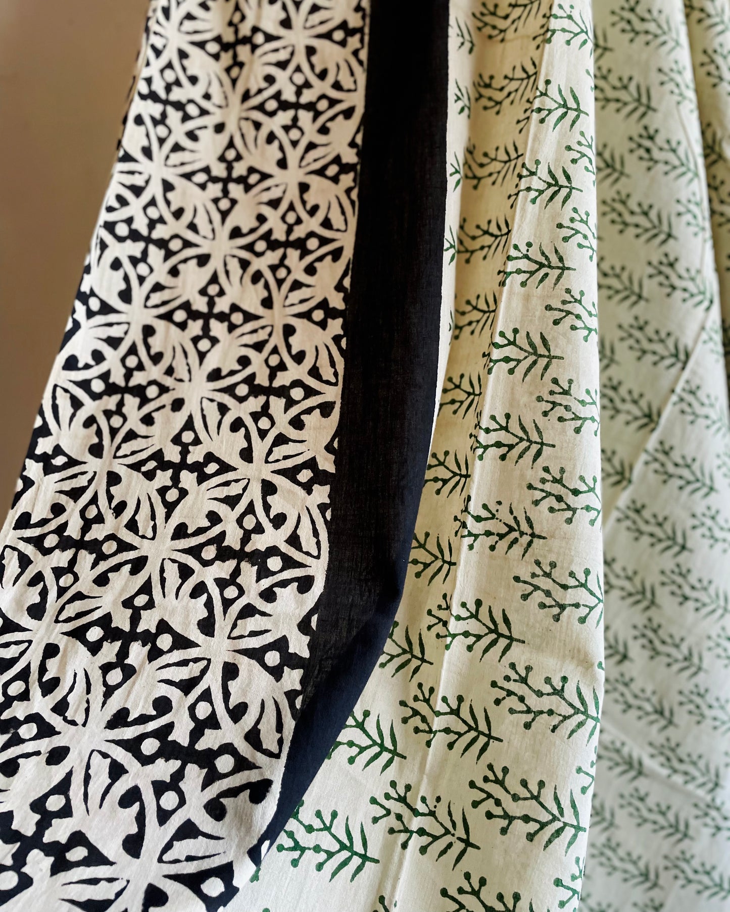 Kala Kaashi | Handblock Printed Dupatta