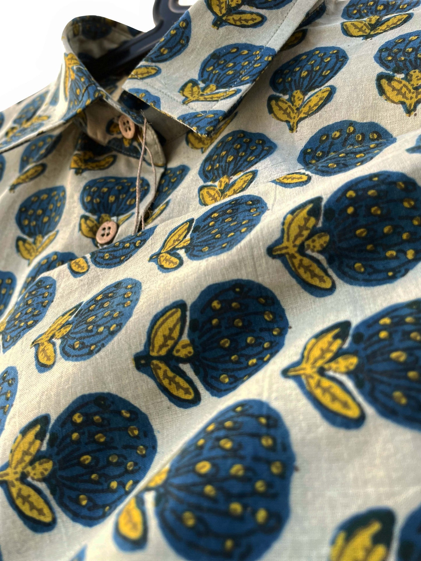 Globe Thistle Inspired Floral Cropped Shirt - Free Size