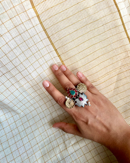 पद्महार (Padmahar) - Contemporary Dual Tone Fusion Ring