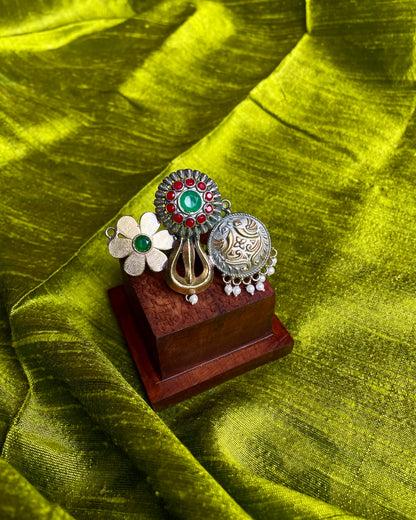 त्रिशूल (Triśūla) - Contemporary Dual Tone Fusion Ring