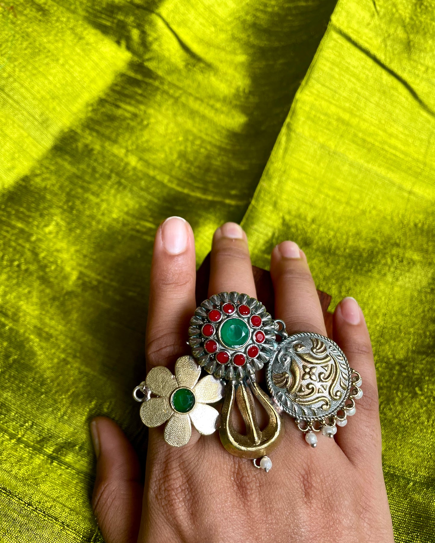 त्रिशूल (Triśūla) - Contemporary Dual Tone Fusion Ring