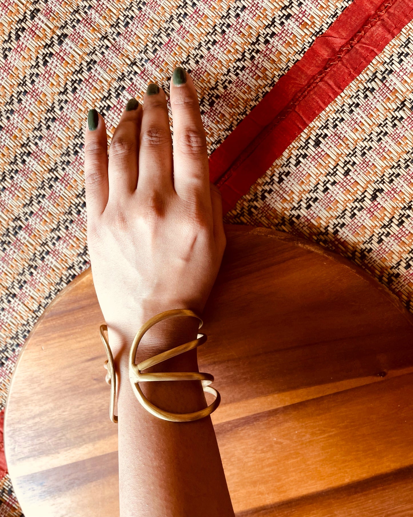 Golden Clasp | Brass Handcuffs | Free Size