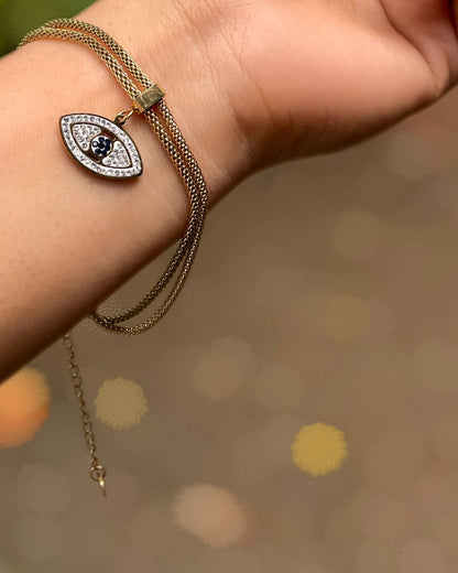 NOÉA | Delicate Gold-Plated Evil Eye Charm Bracelet