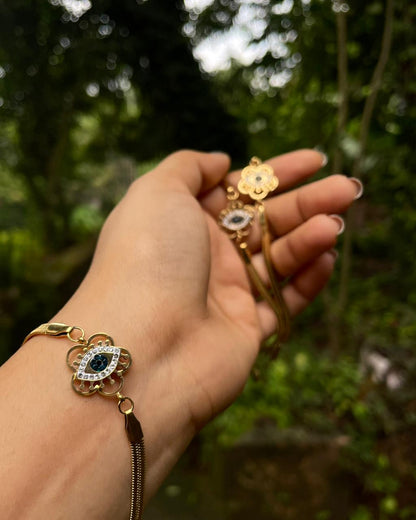 Saphira Bloom | Delicate Gold-Plated Evil Eye Charm Bracelet