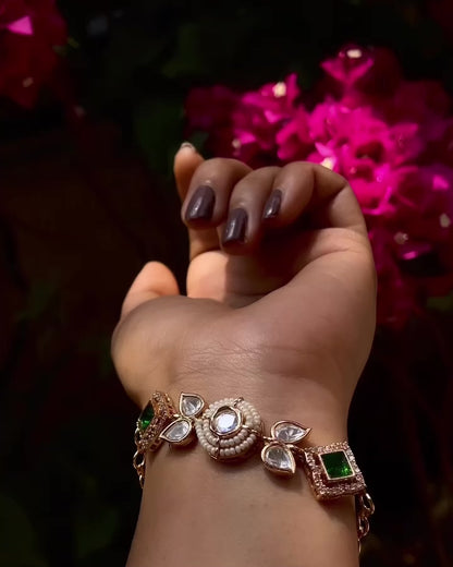 Aurum Leaf | Delicate Kundan Statement Bracelet
