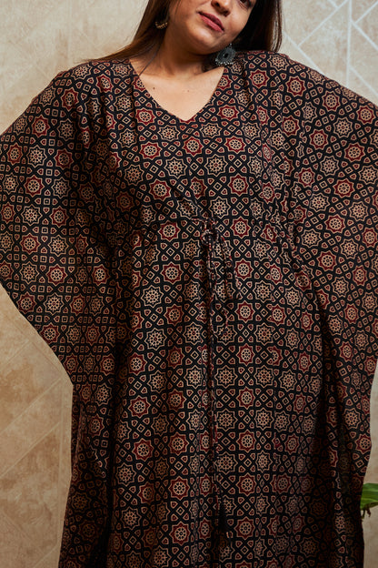 Ainiti Block-Printed Long Kaftan