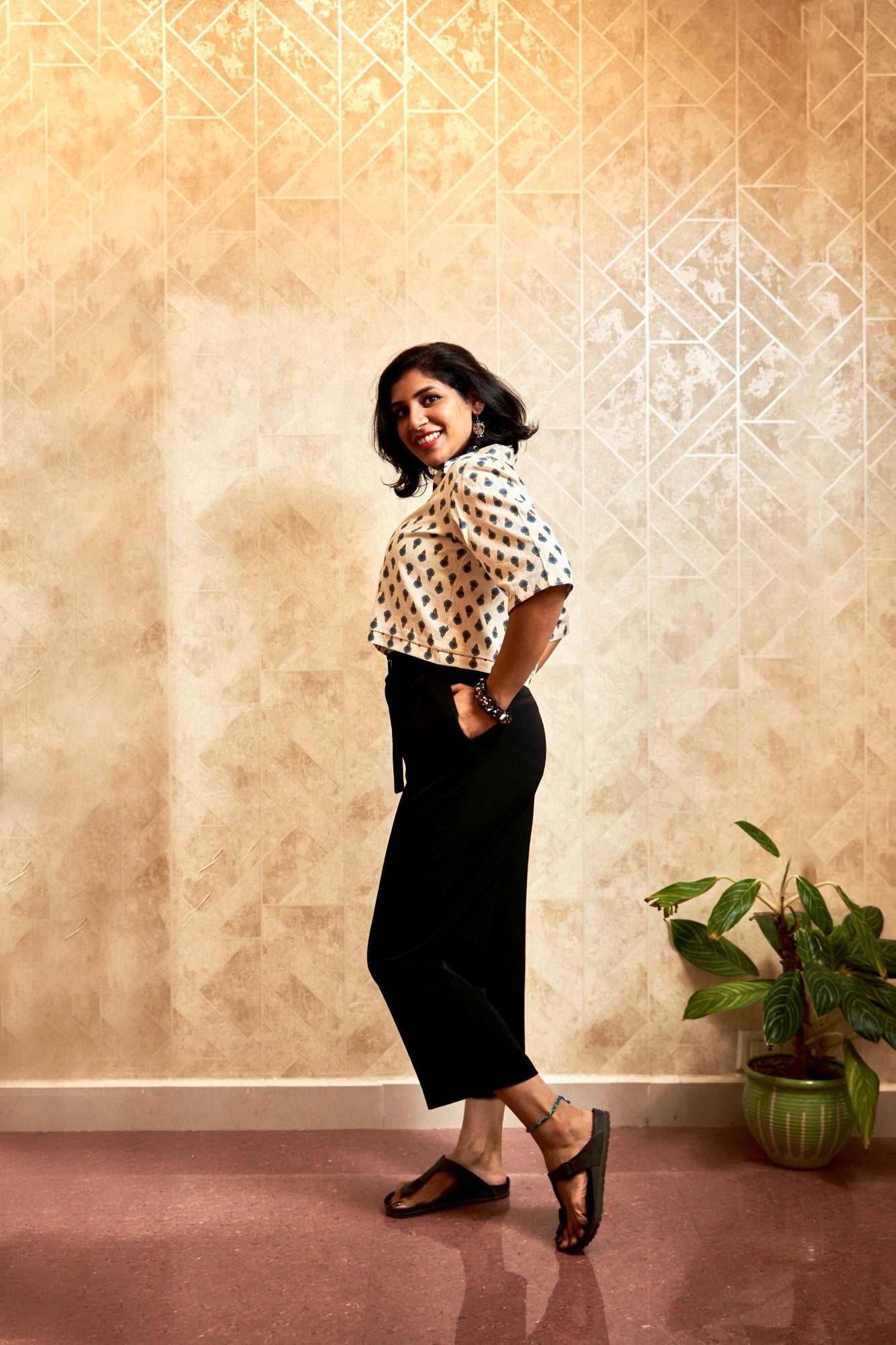 Neel-Kamal Floral Motif Cropped Shirt