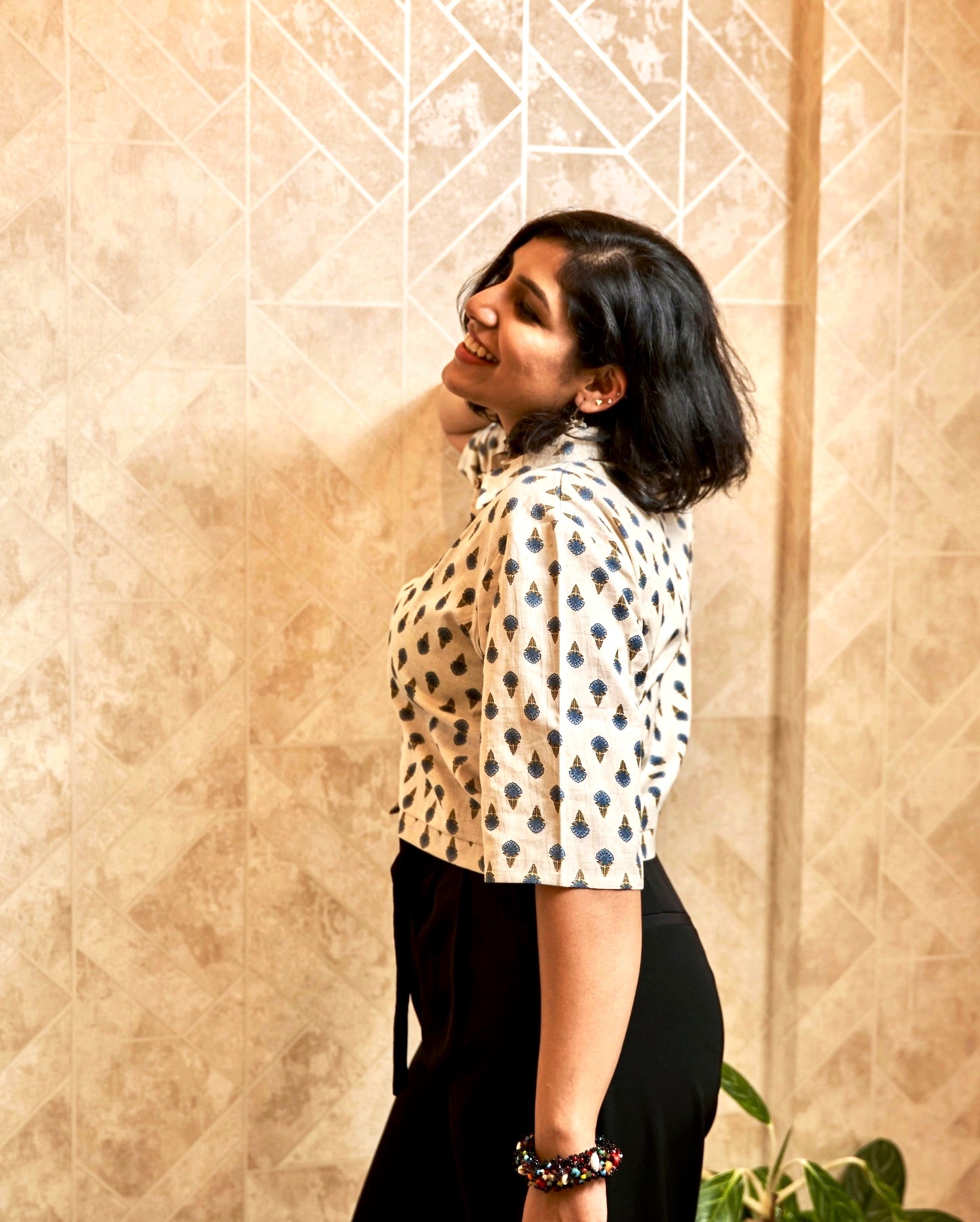 Neel-Kamal Floral Motif Cropped Shirt