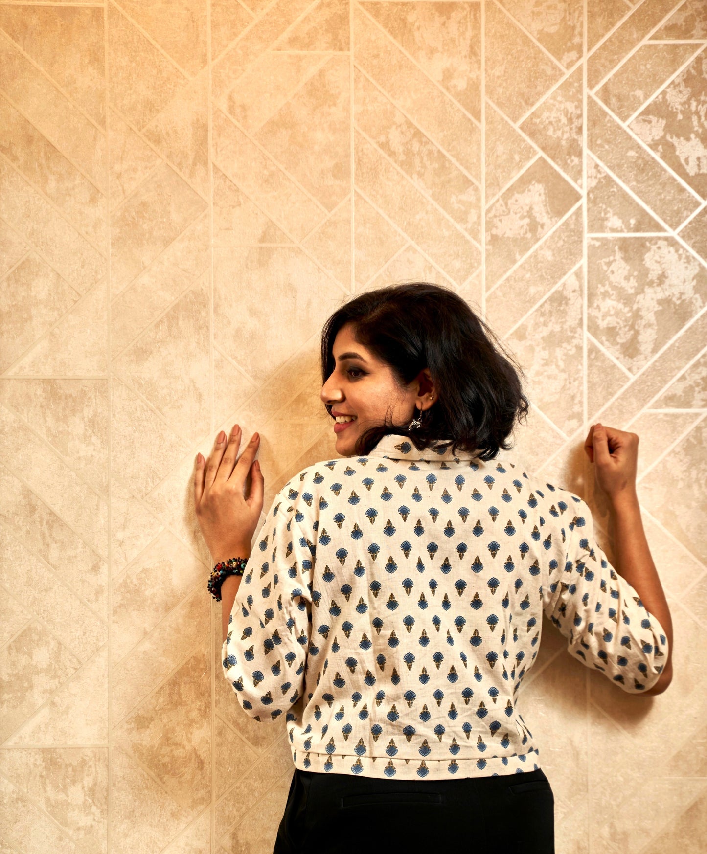 Neel-Kamal Floral Motif Cropped Shirt